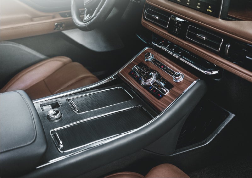 The front center console of a 2023 Lincoln Aviator® SUV is shown in | Star Lincoln in Southfield MI