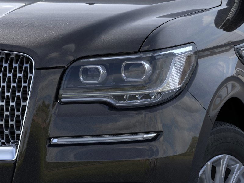 2022 Lincoln Navigator Standard