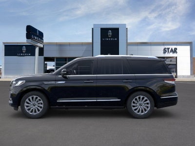 2022 Lincoln Navigator Standard