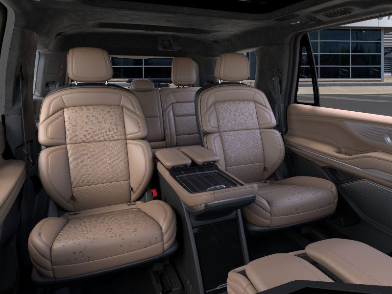 2025 Lincoln Navigator Lincoln Black Label