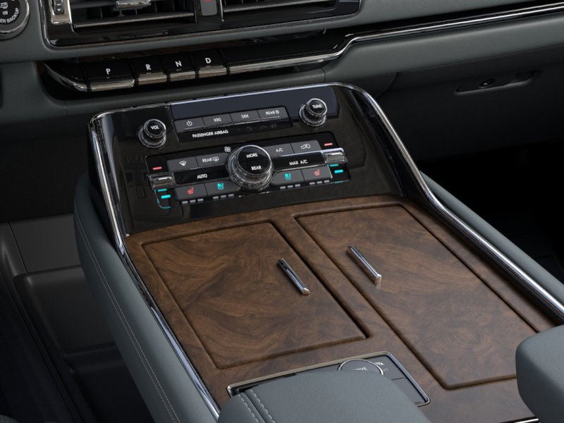 2024 Lincoln Navigator Black Label