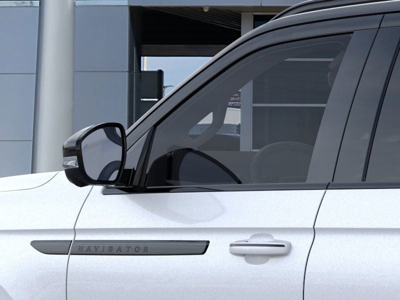 2025 Lincoln Navigator Lincoln Black Label