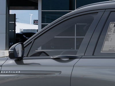 2025 Lincoln Nautilus Reserve