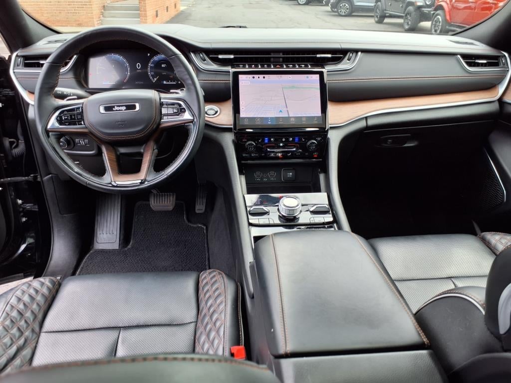 2023 Jeep Grand Cherokee Summit