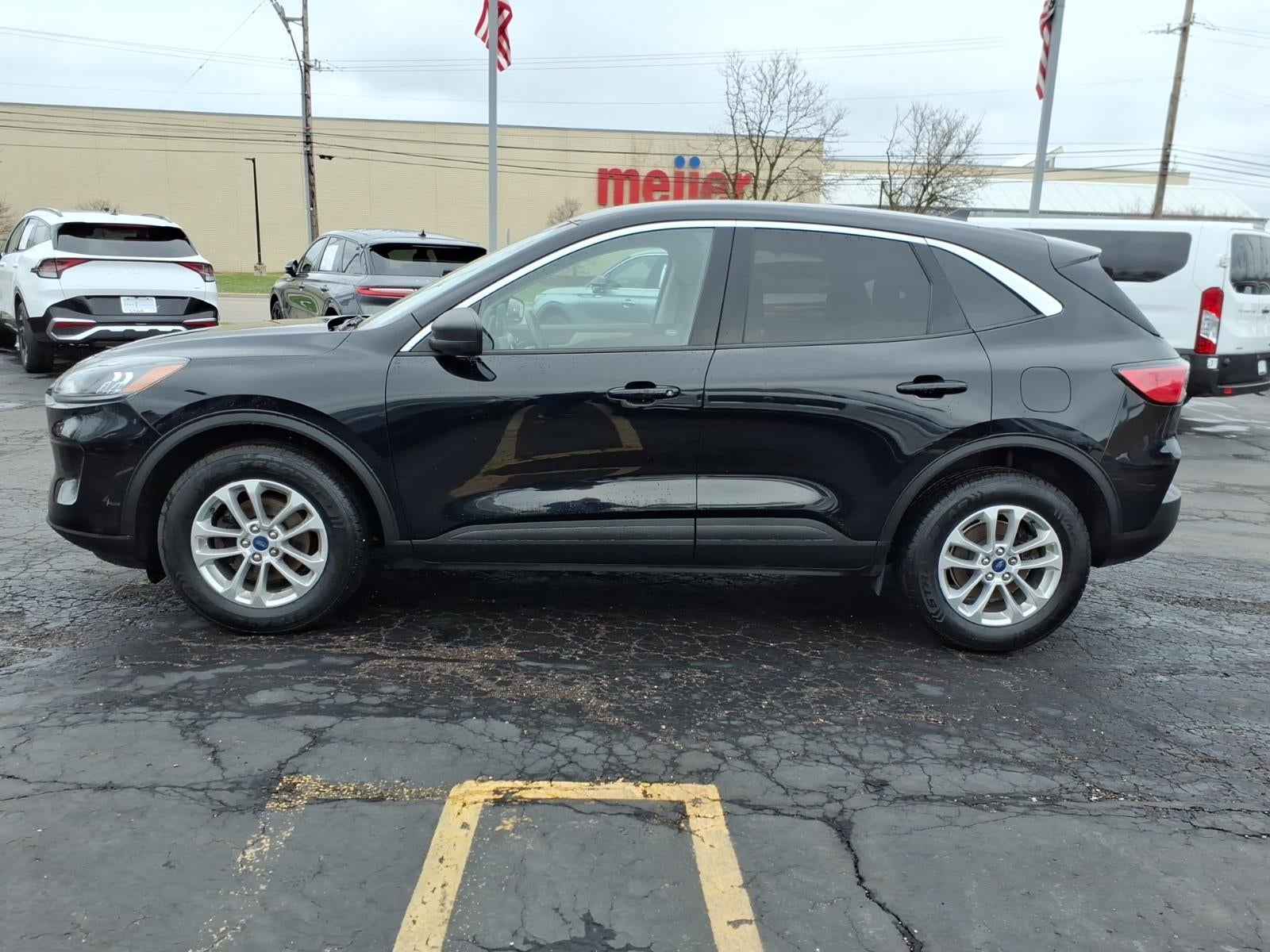 2022 Ford Escape SE