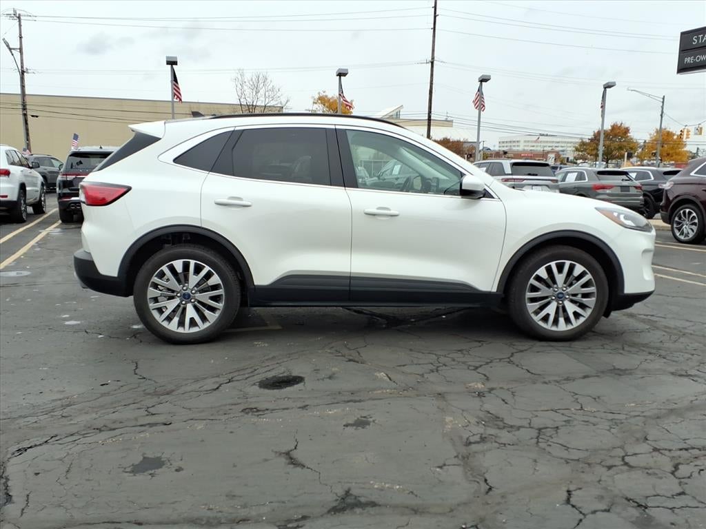 2022 Ford Escape Titanium