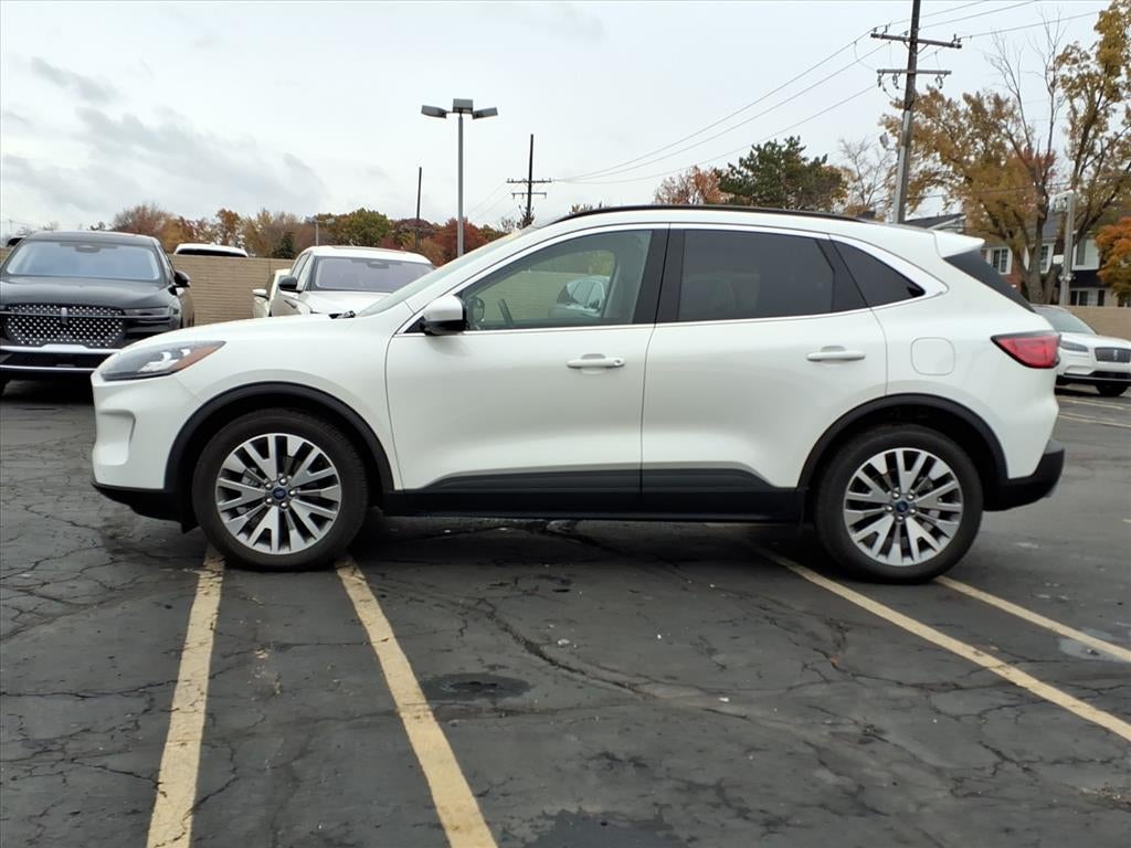 2022 Ford Escape Titanium