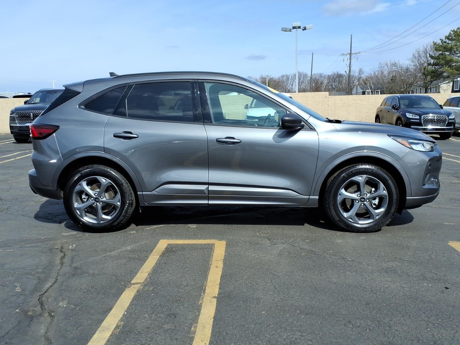 2024 Ford Escape ST-Line
