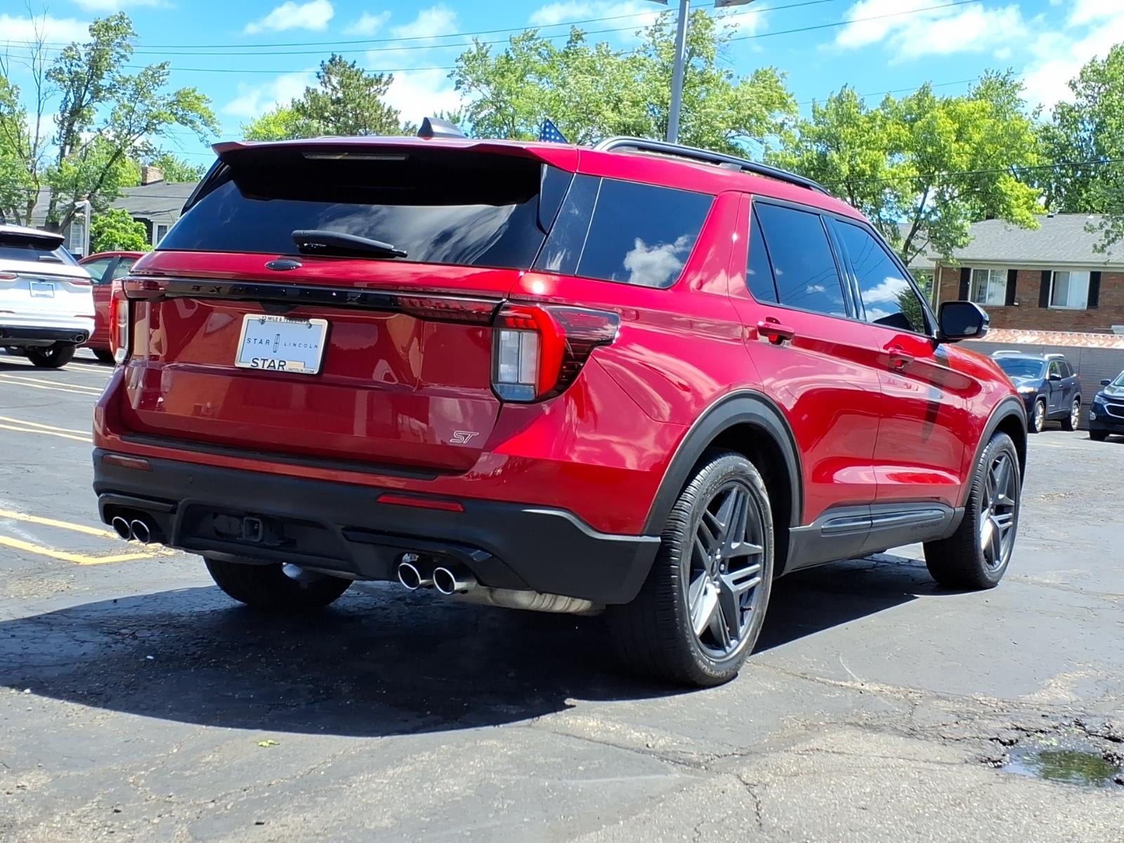 2025 Ford Explorer ST