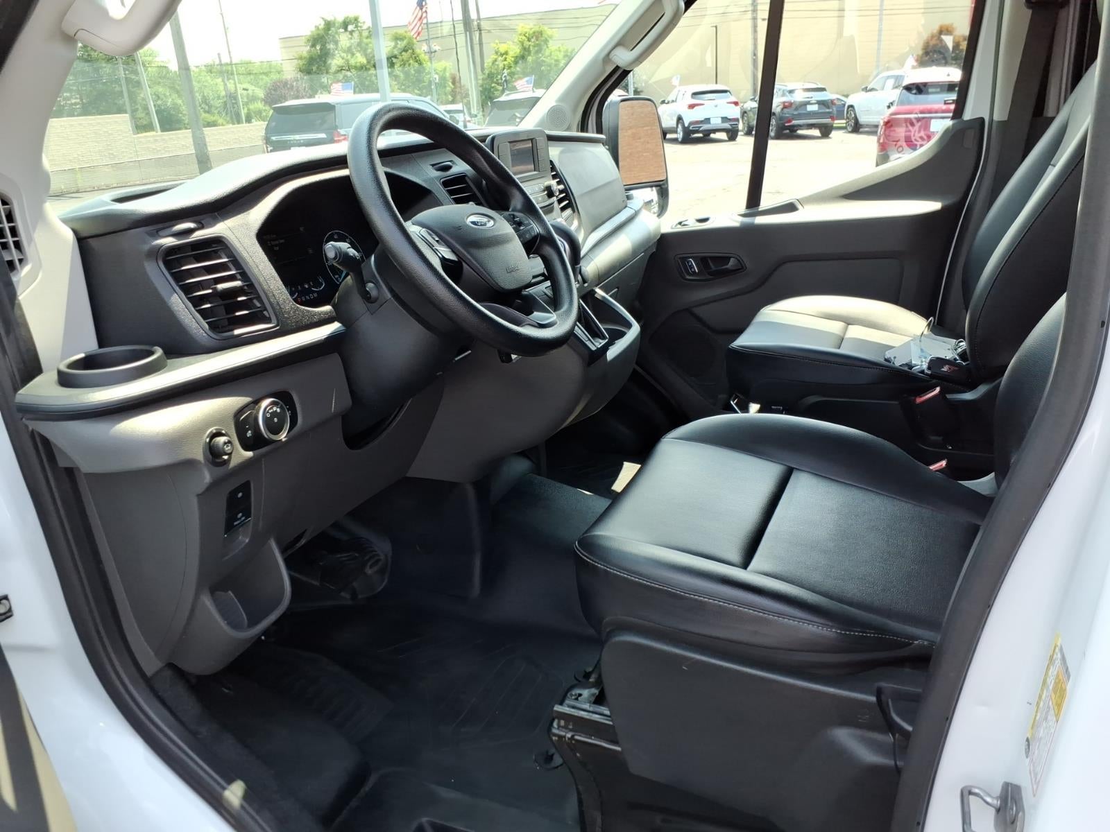 2025 Ford Transit-250 Base