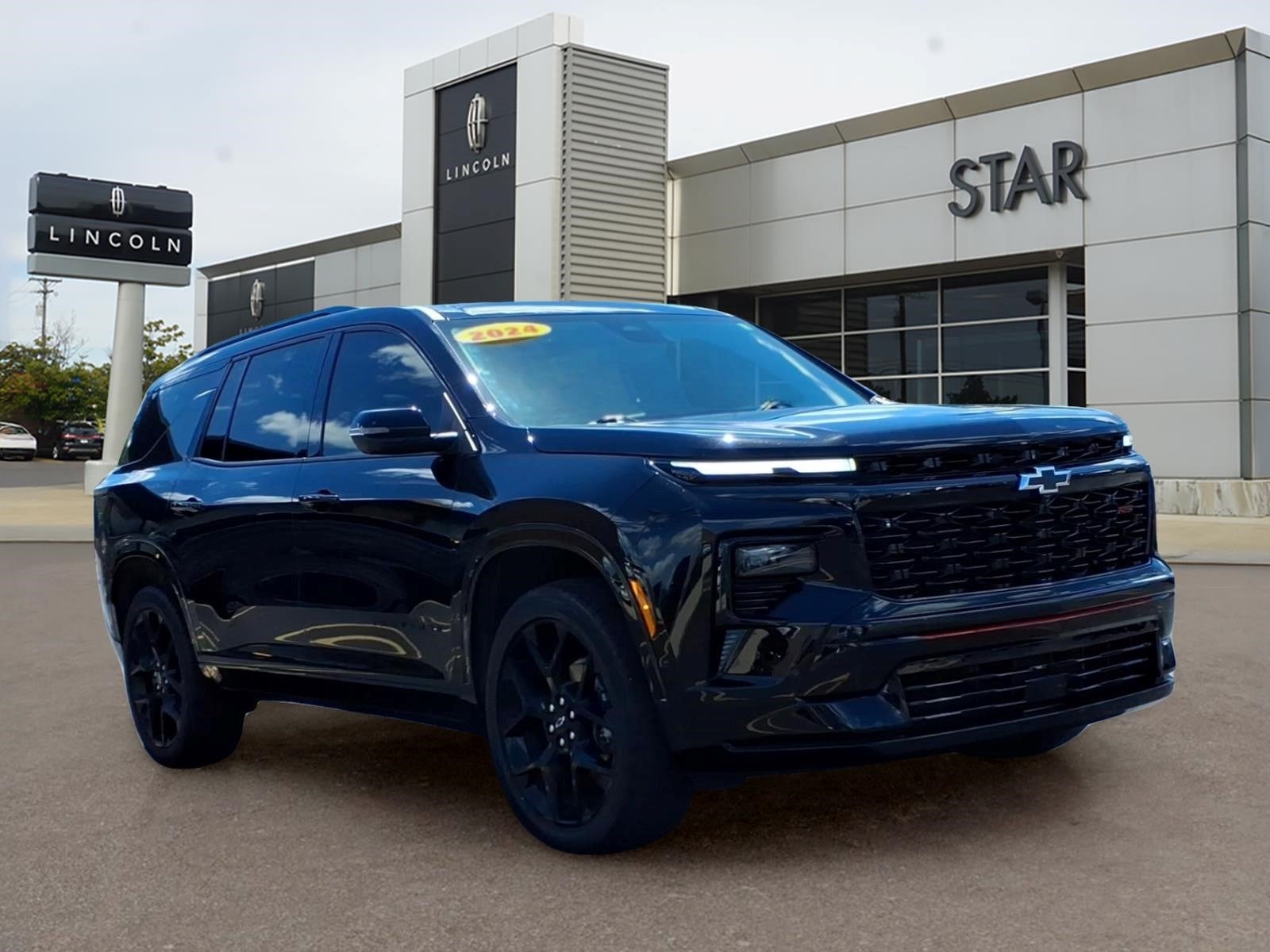 2024 Chevrolet Traverse RS
