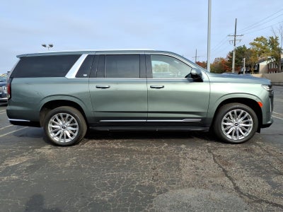 2024 Cadillac Escalade ESV Premium