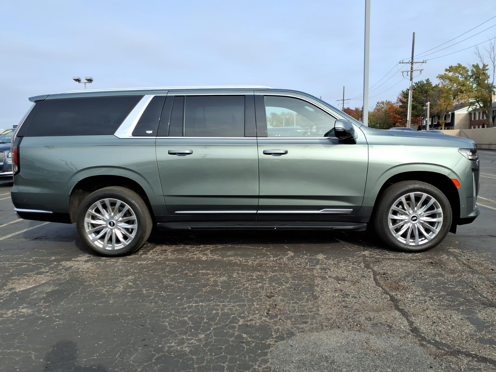 2024 Cadillac Escalade ESV Premium
