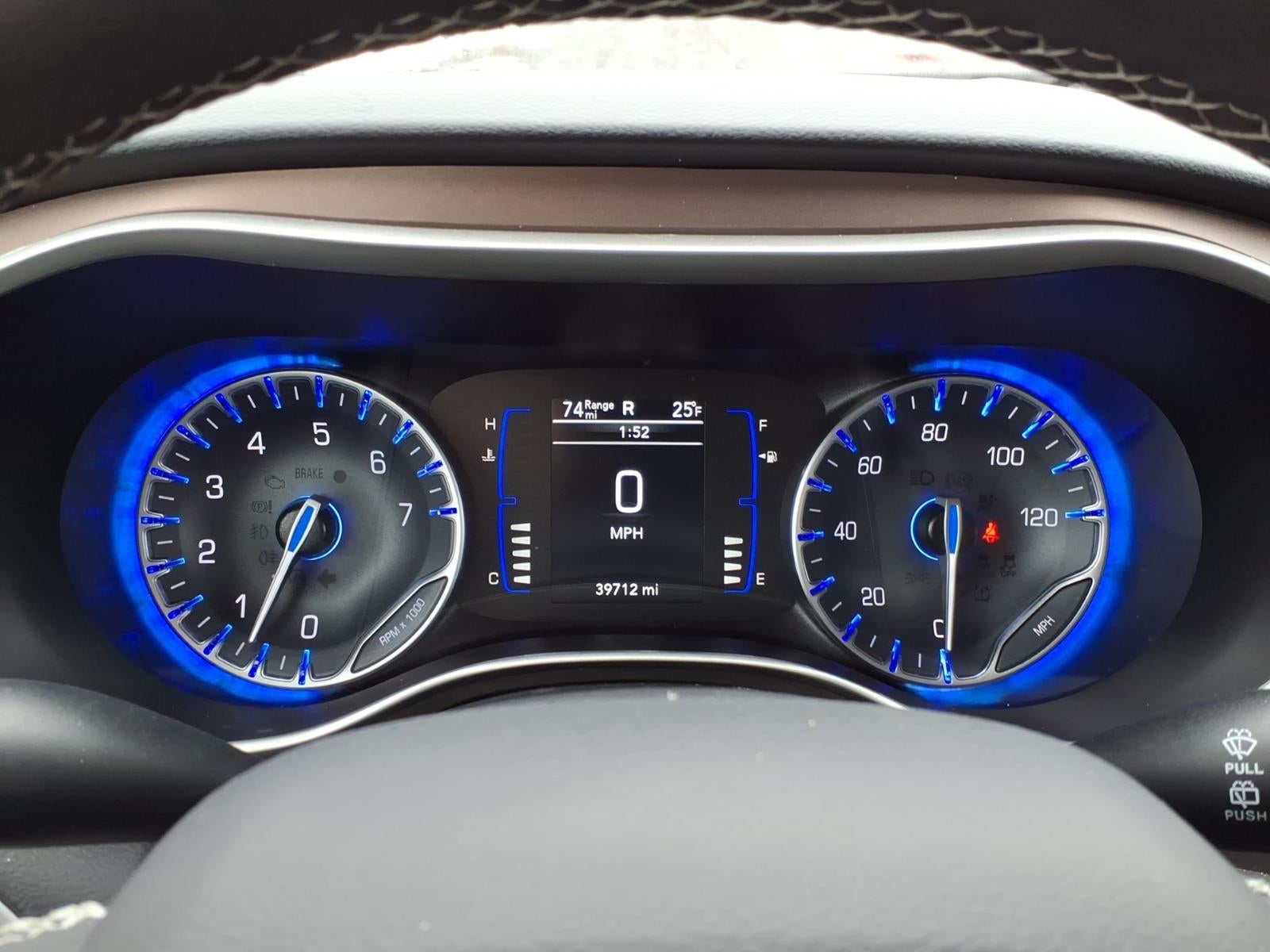 2023 Chrysler Voyager LX