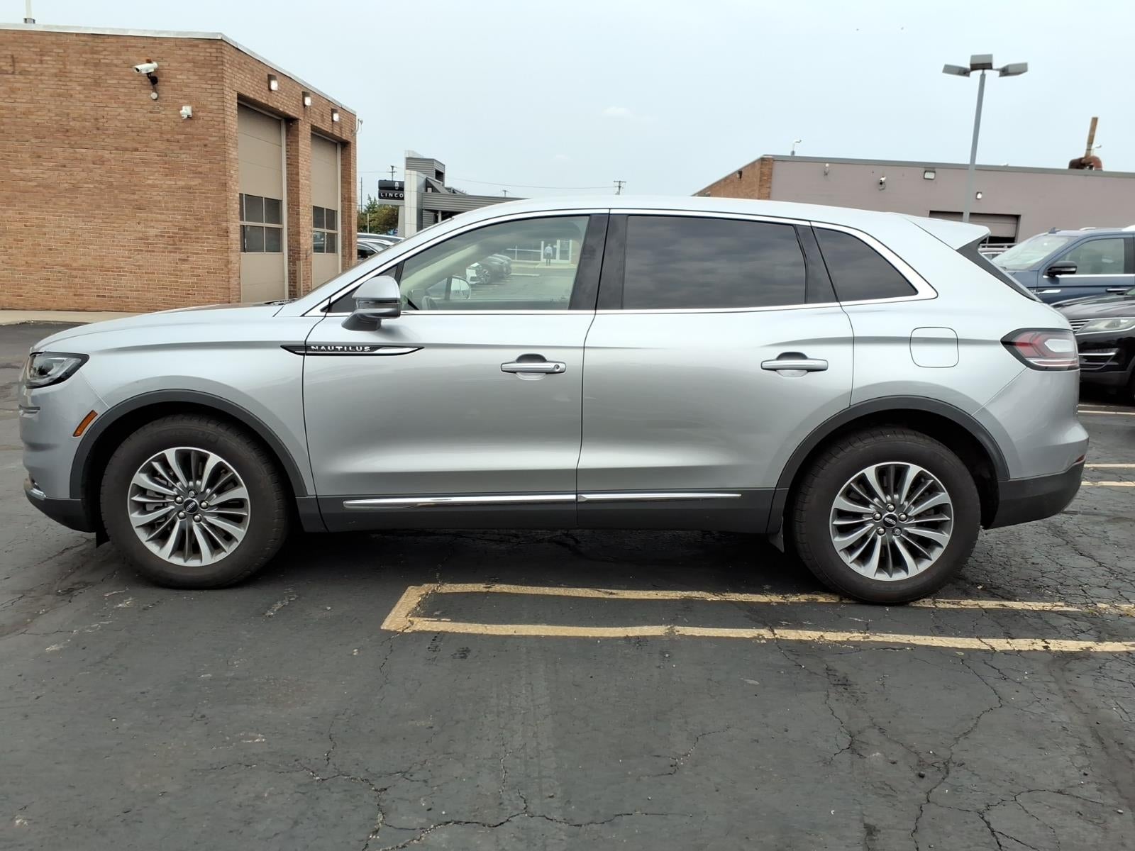 2023 Lincoln Nautilus Standard