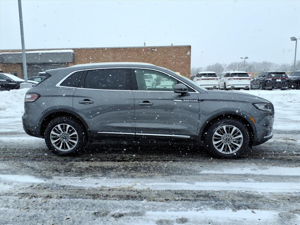 2023 Lincoln Nautilus Standard