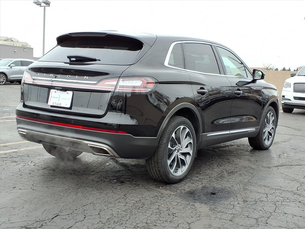 2022 Lincoln Nautilus Reserve