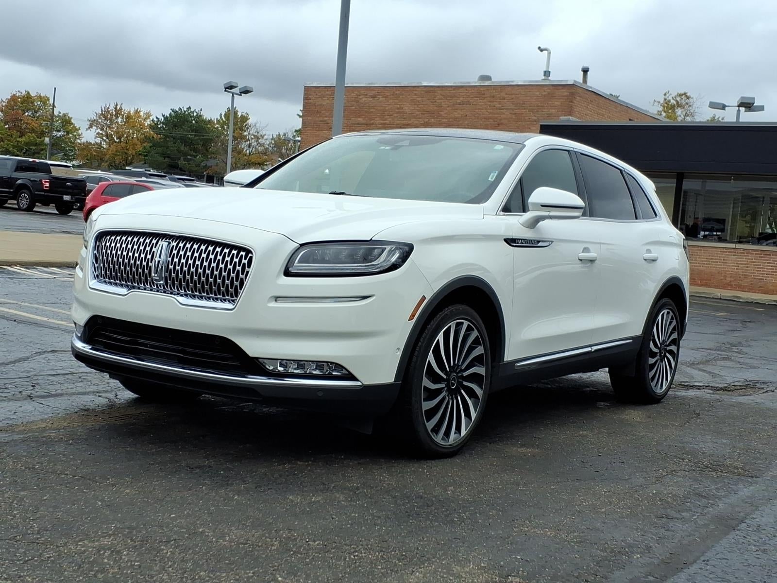 2022 Lincoln Nautilus Black Label