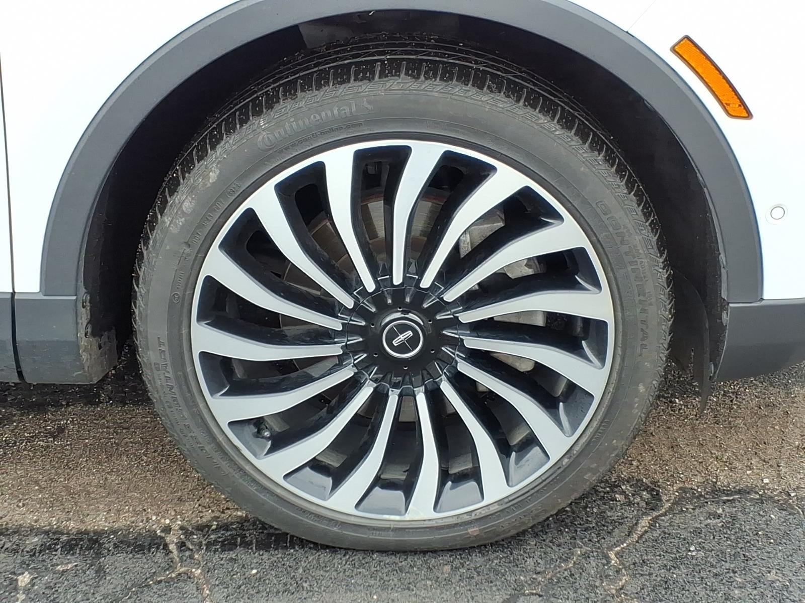 2022 Lincoln Nautilus Black Label