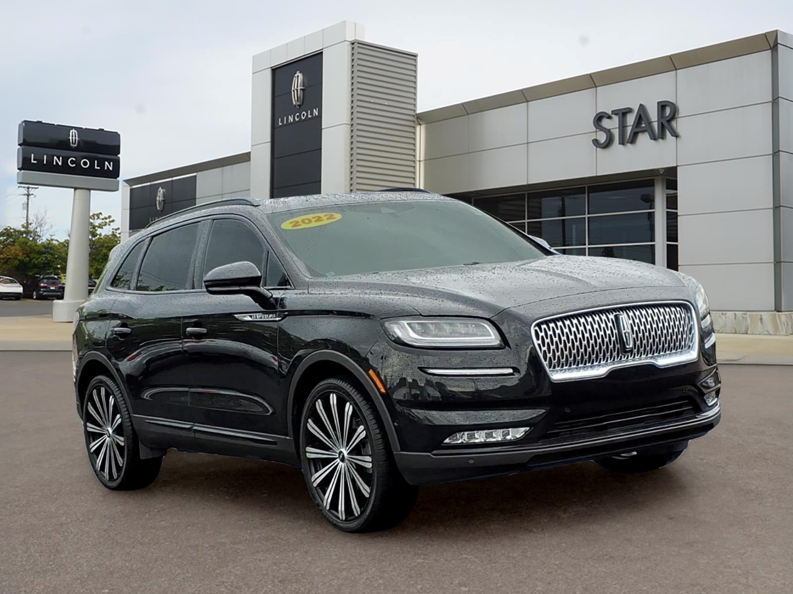 2022 Lincoln Nautilus Black Label