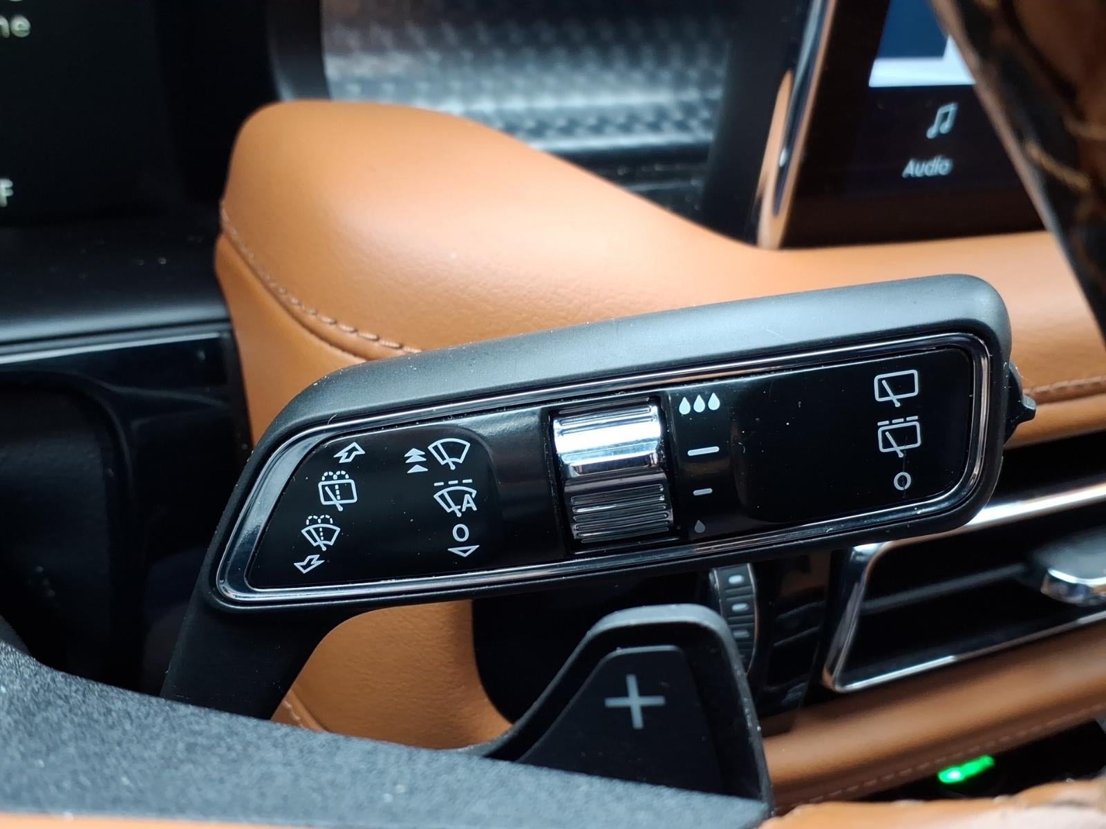 2022 Lincoln Nautilus Black Label
