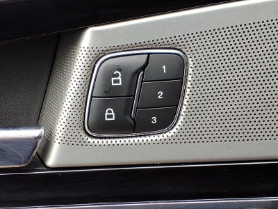 2022 Lincoln Nautilus Black Label