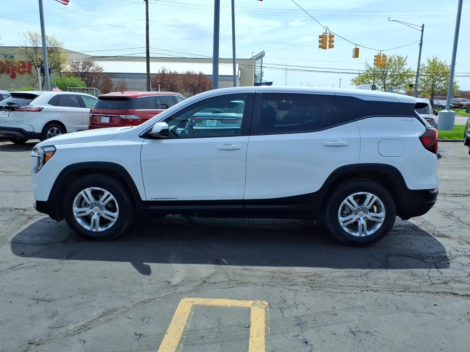 2024 GMC Terrain SLE