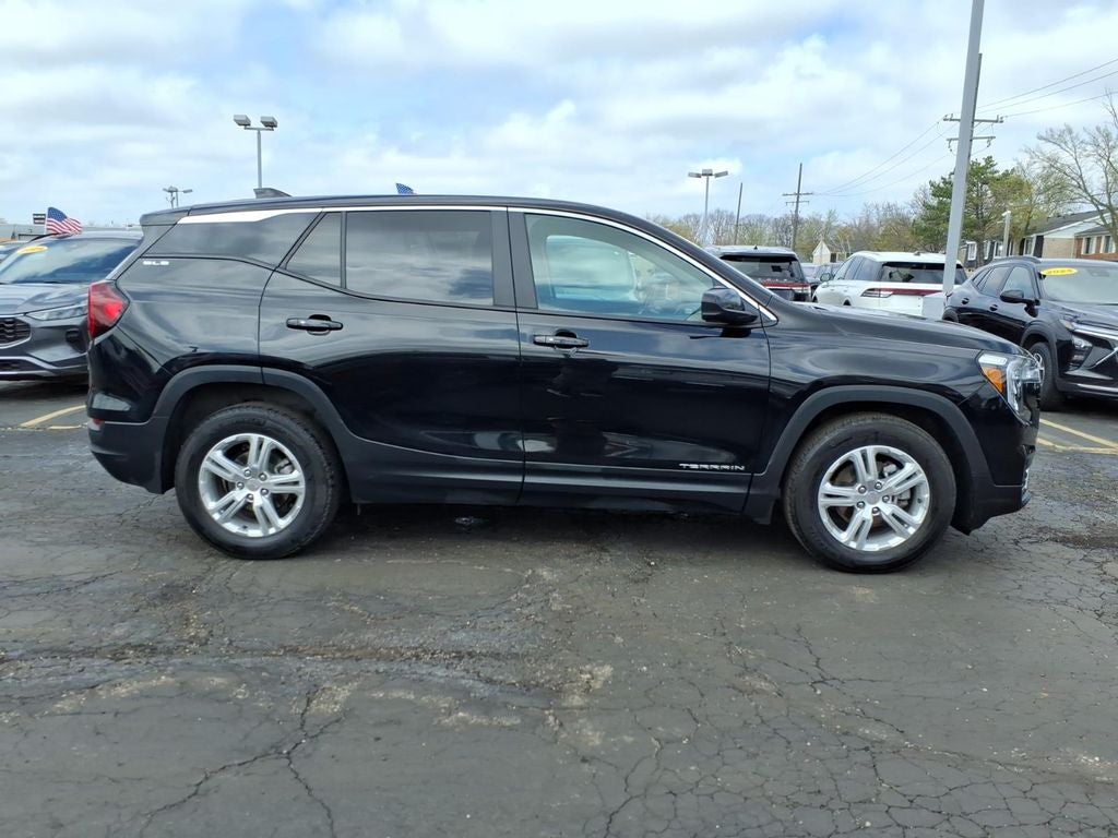 2024 GMC Terrain SLE