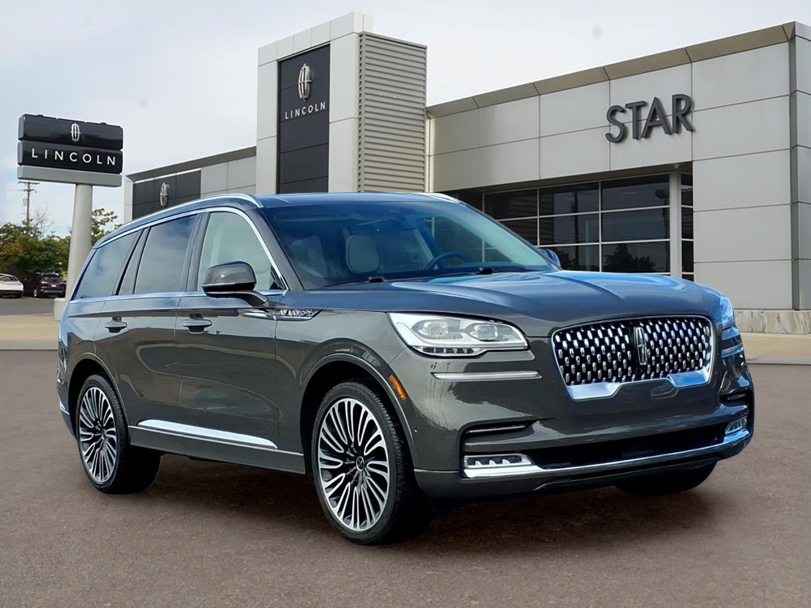 2024 Lincoln Aviator Black Label Premium