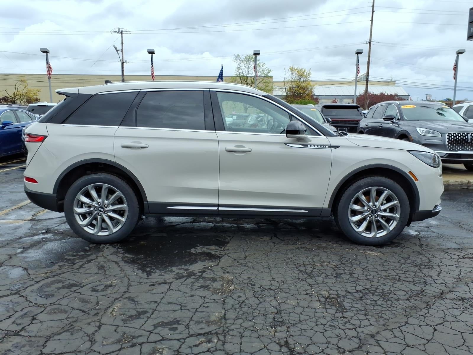 2022 Lincoln Corsair Standard