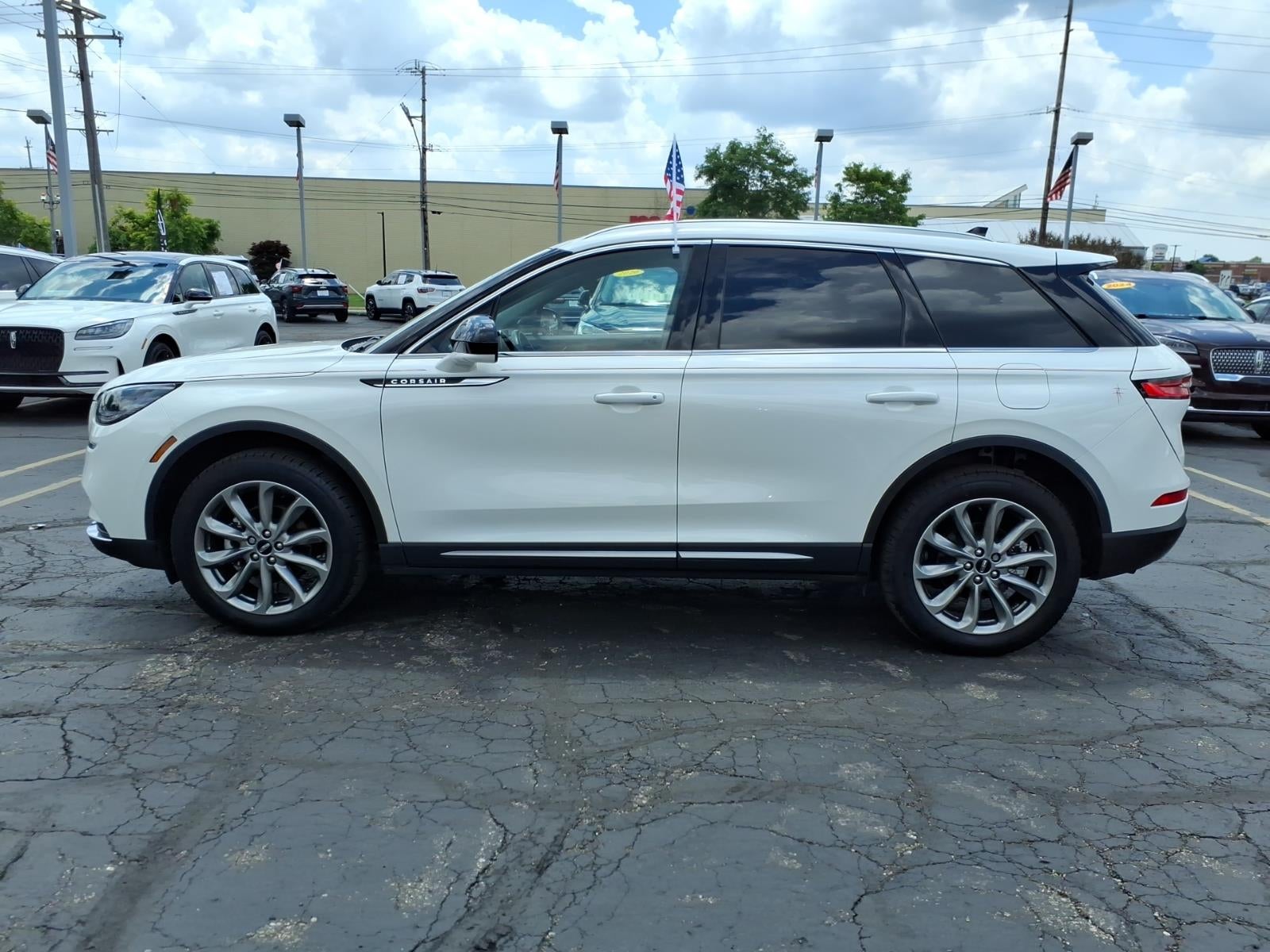 2022 Lincoln Corsair Standard