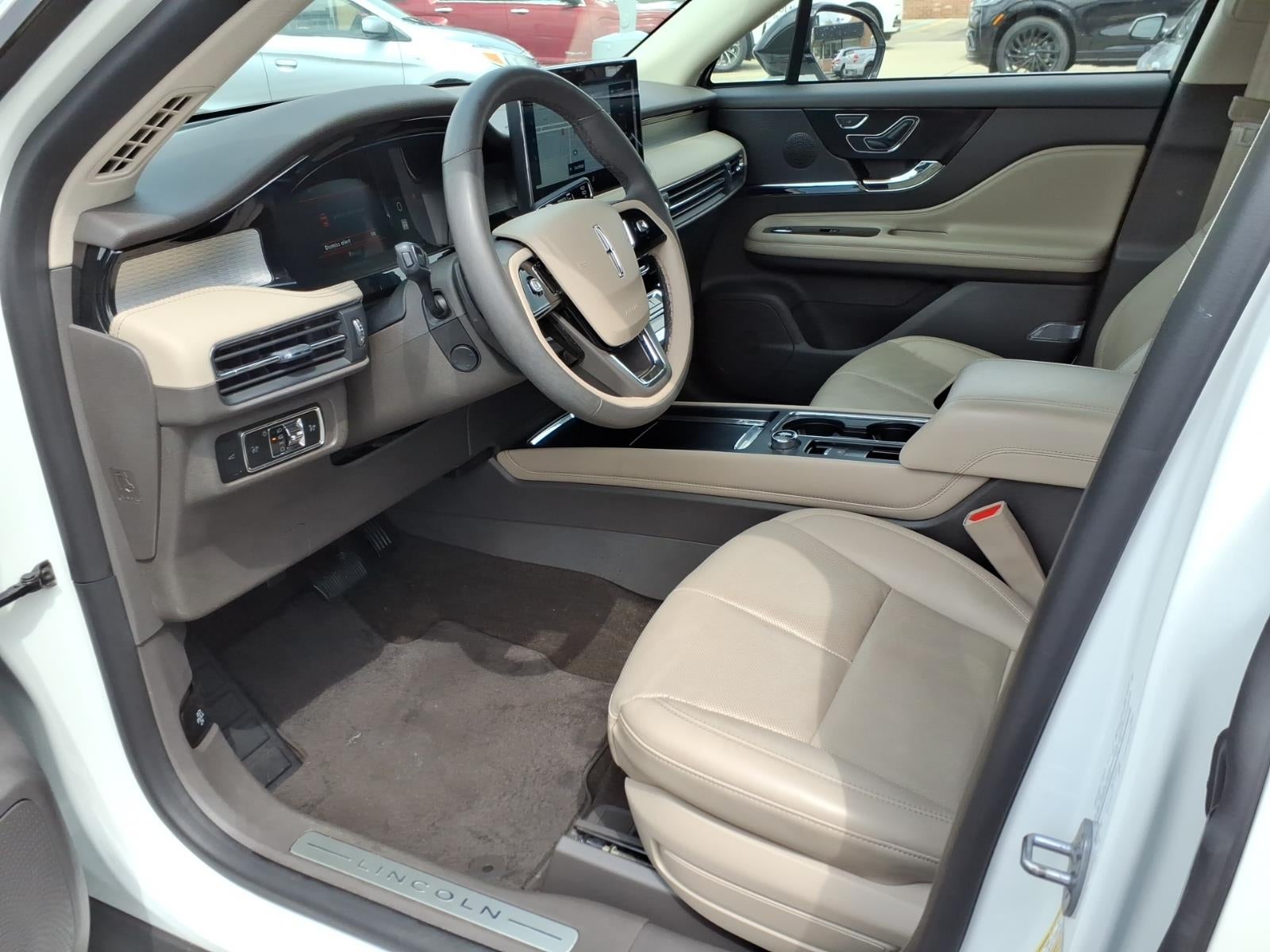 2023 Lincoln Corsair Standard