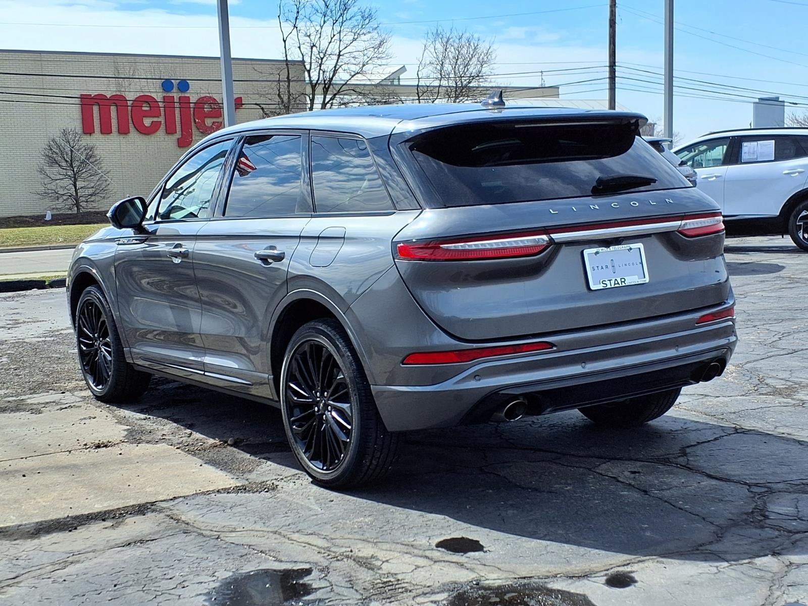 2024 Lincoln Corsair Premiere