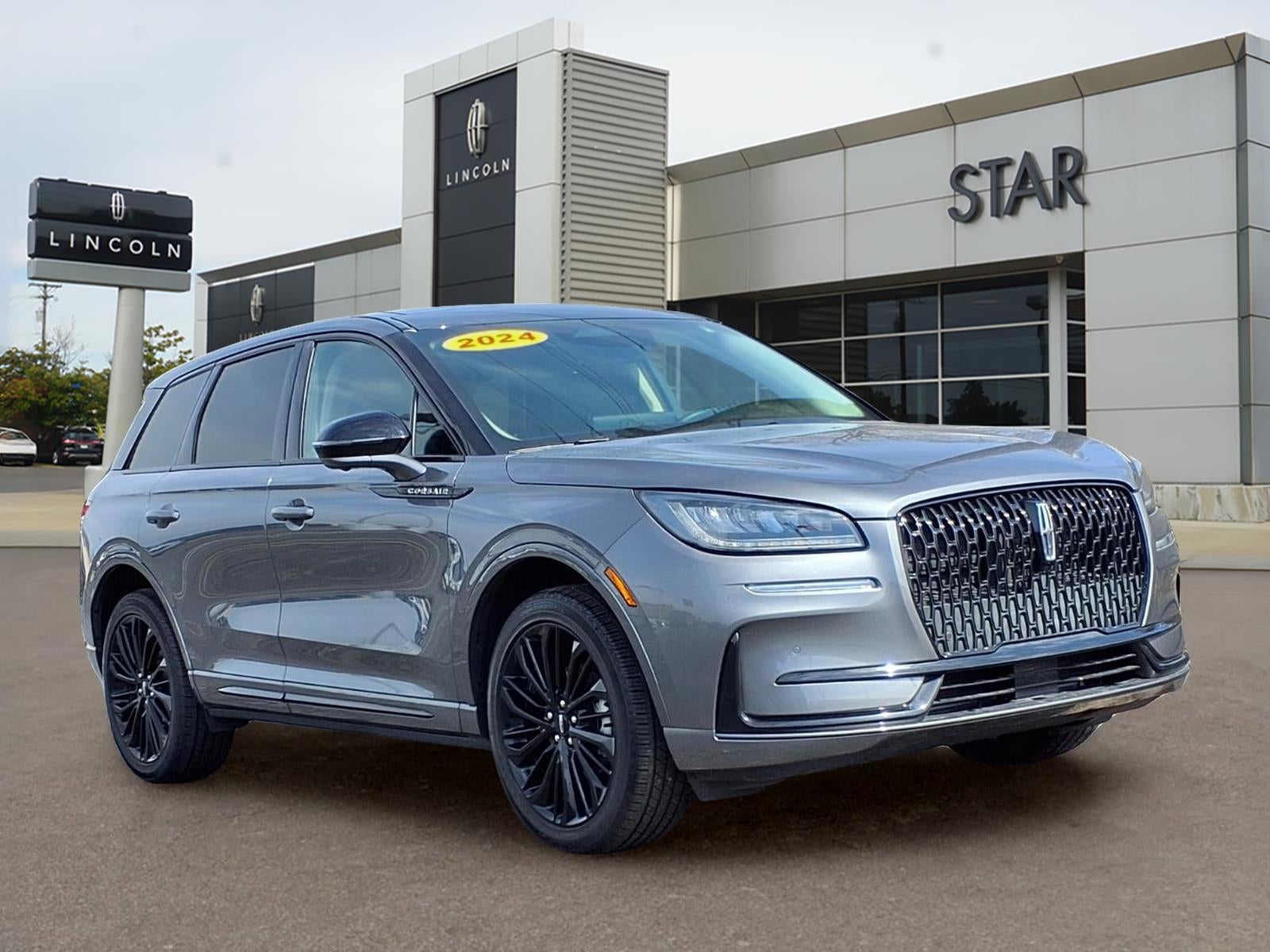 2024 Lincoln Corsair Premiere