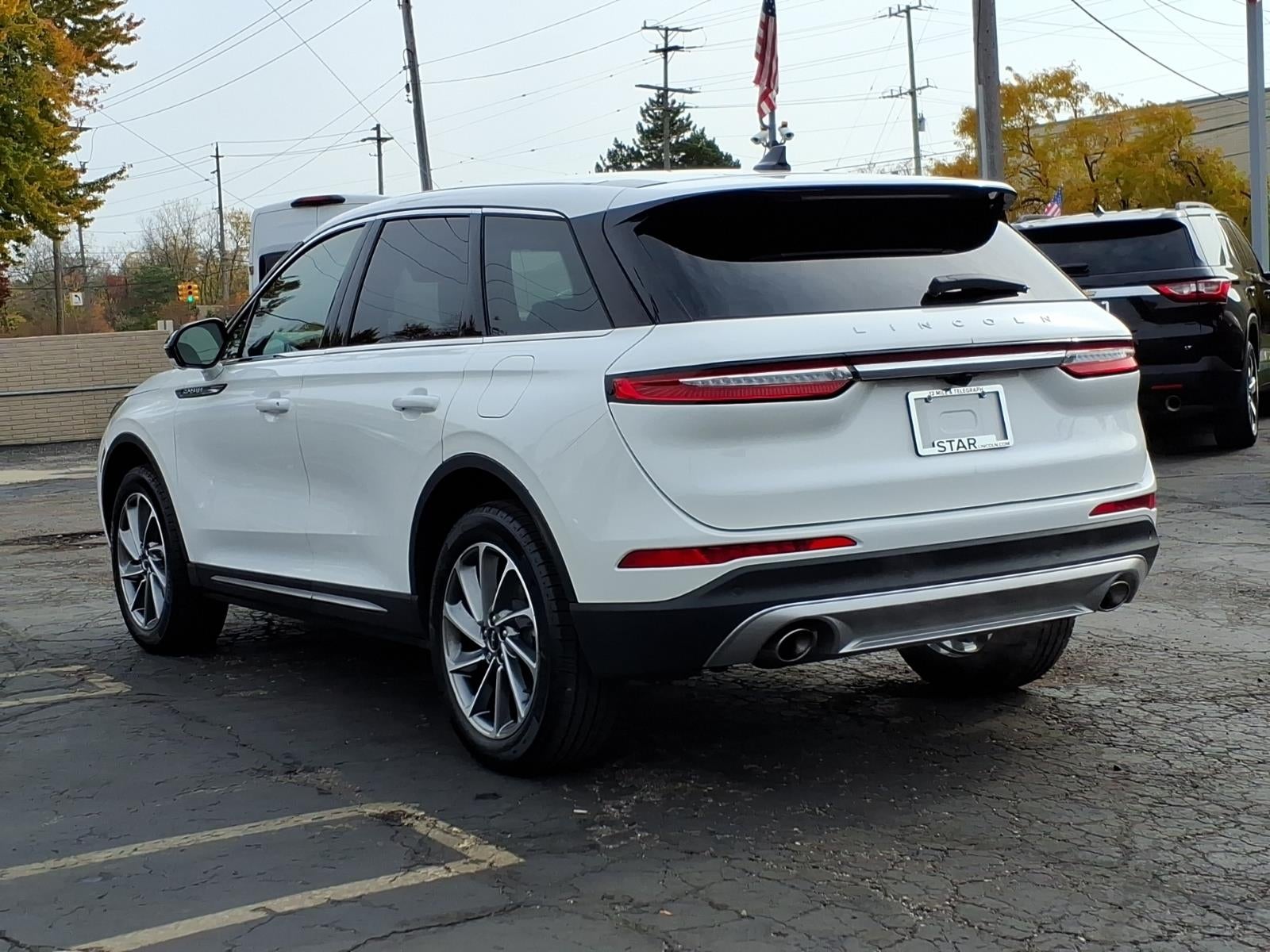 2023 Lincoln Corsair Standard