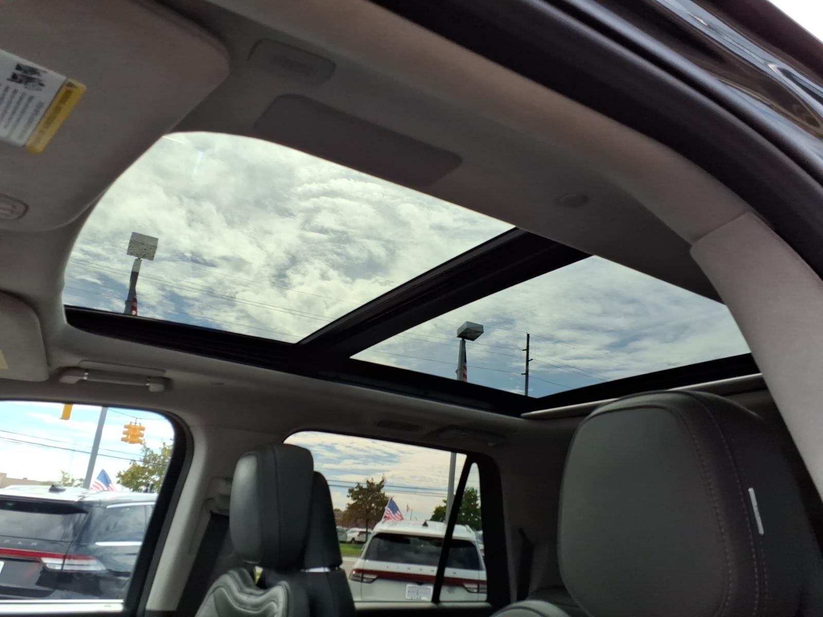 2024 Lincoln Navigator L Black Label