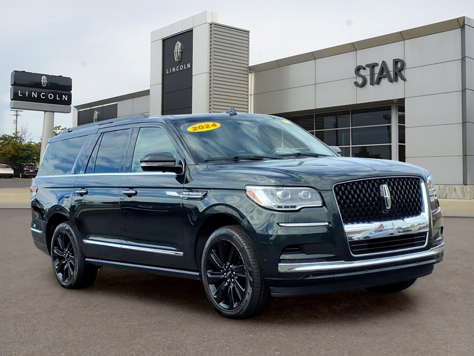 2024 Lincoln Navigator L Black Label