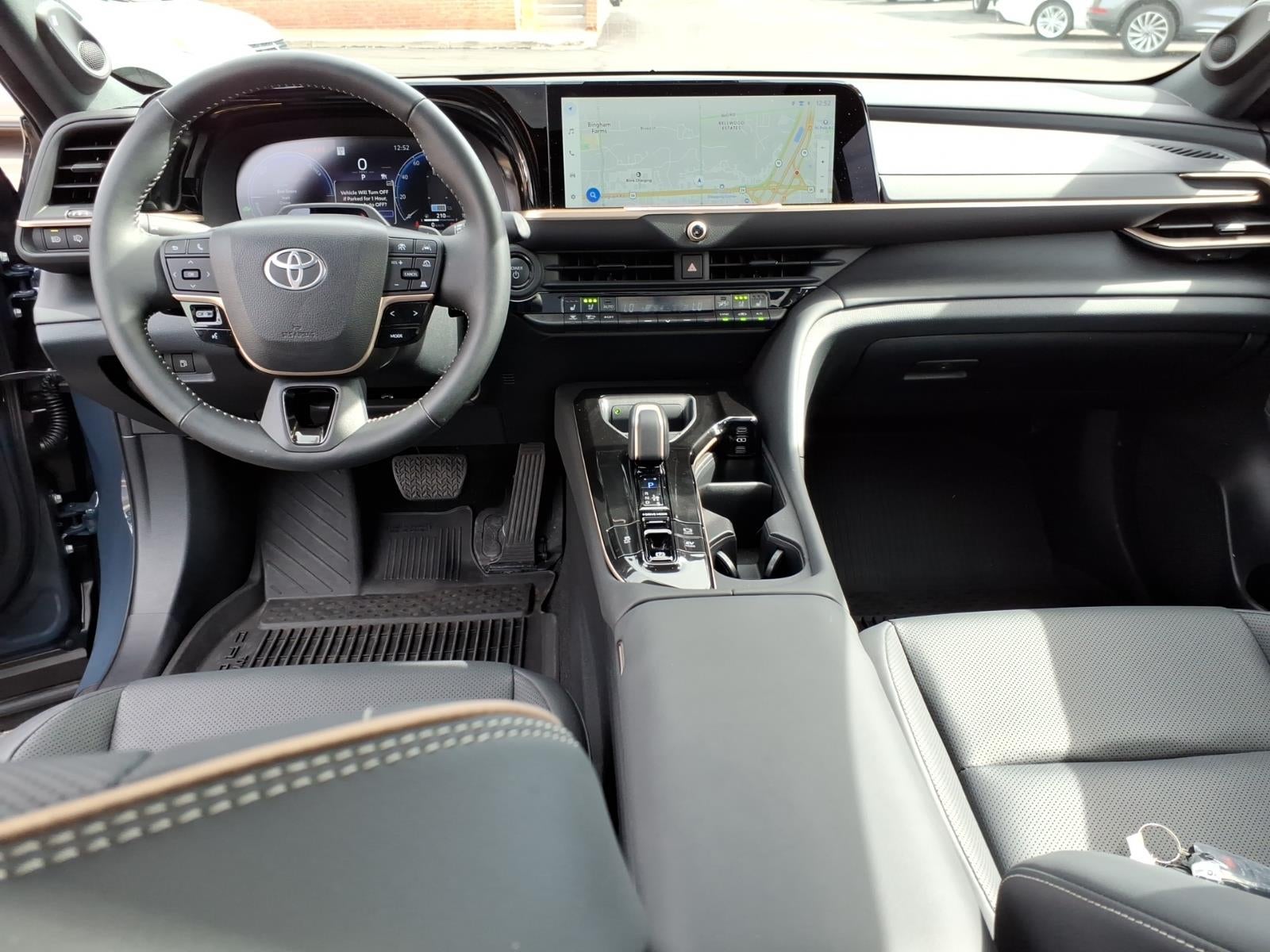 2025 Toyota Crown Signia Limited