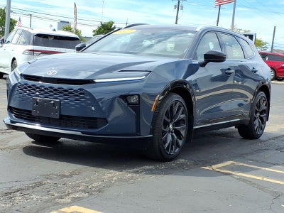 2025 Toyota Crown Signia Limited