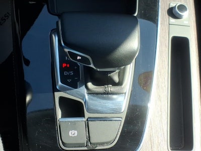 2024 Audi Q5 45 S line Premium quattro