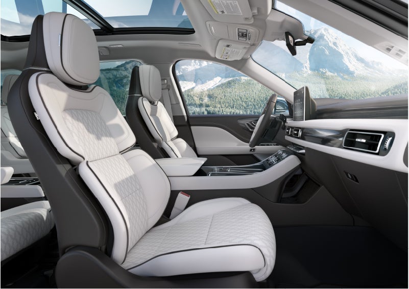 The interior of a Lincoln Aviator® Black Label model is shown in the Chalet theme | Star Lincoln in Southfield MI