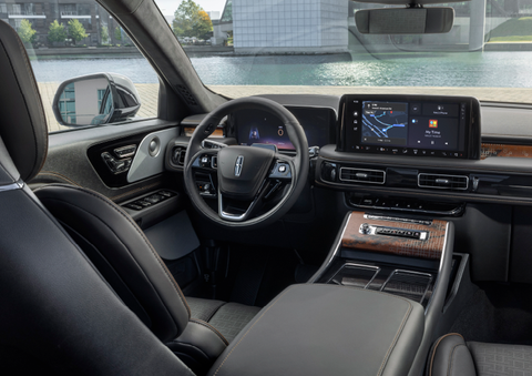 The interior of the 2025 Lincoln Aviator® SUV is shown parked with a view of a harbor through the windshield. | Star Lincoln in Southfield MI