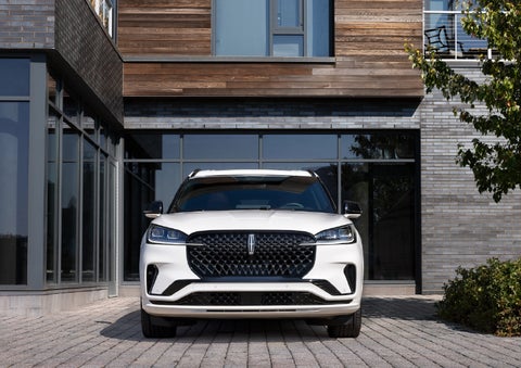 The front of a 2026 Lincoln Aviator® SUV is shown. | Star Lincoln in Southfield MI