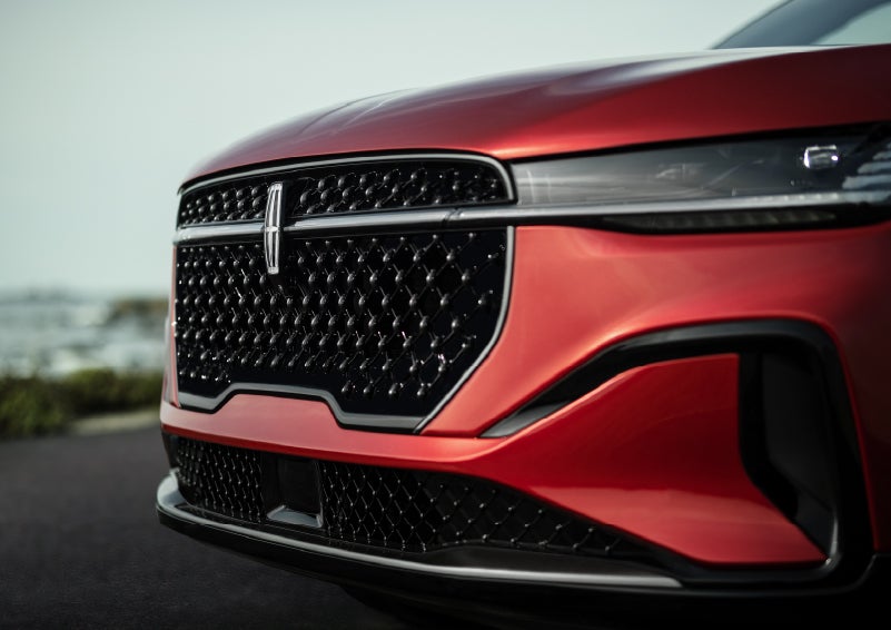 The sleek grille of a 2026 Lincoln Nautilus® SUV with the available Jet Appearance Package makes a bold statement. | Star Lincoln in Southfield MI
